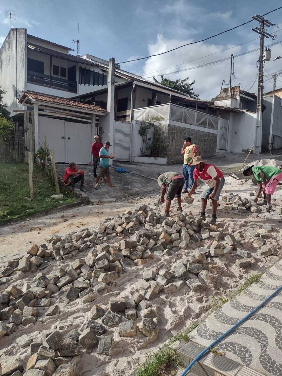 Camacã: Prefeitura trabalha para recuperar ruas danificadas pelas chuvas